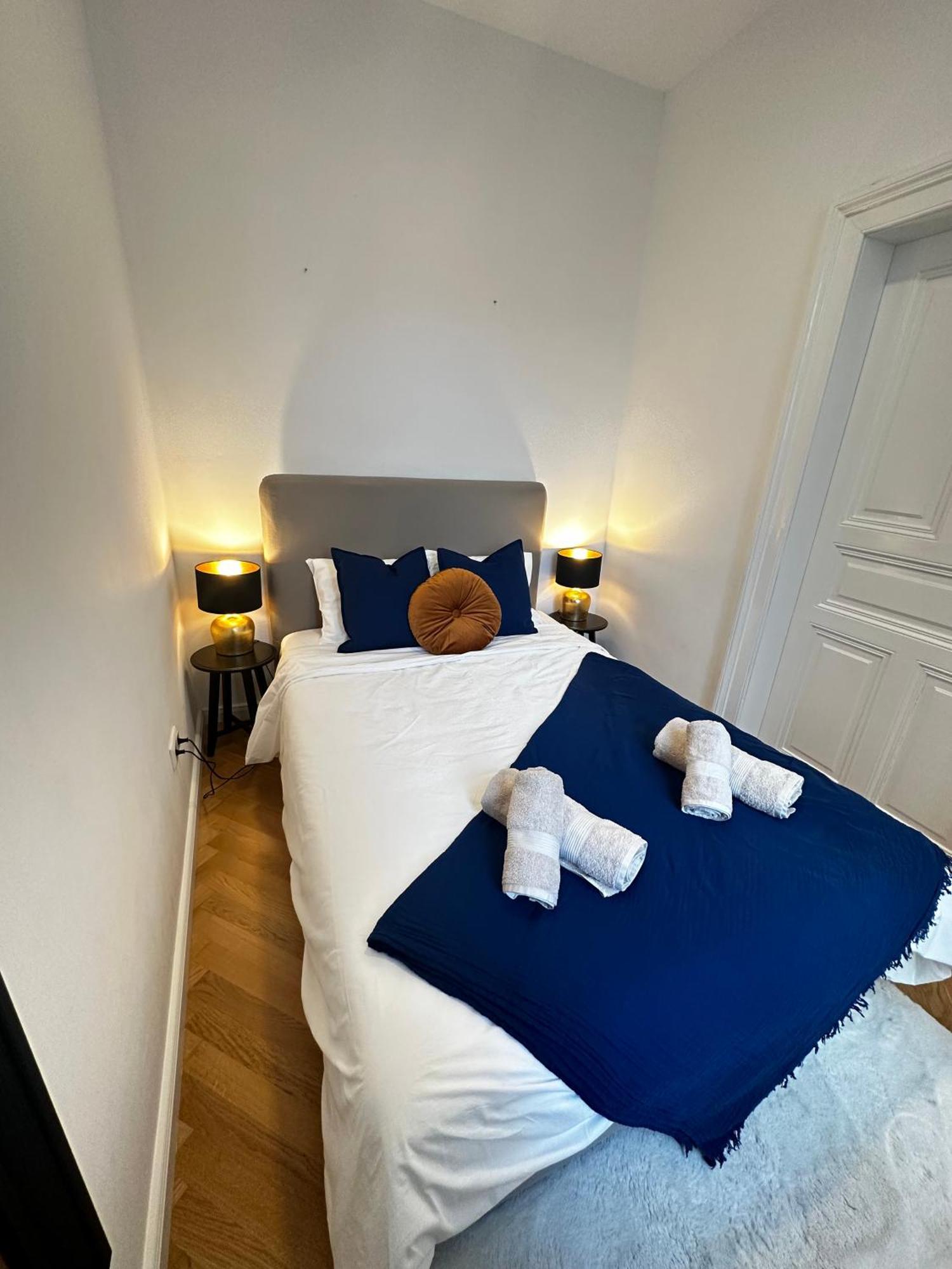 Luxury 3 Bedroom Apartment Near Schoenbrunn Palace Βιέννη Εξωτερικό φωτογραφία